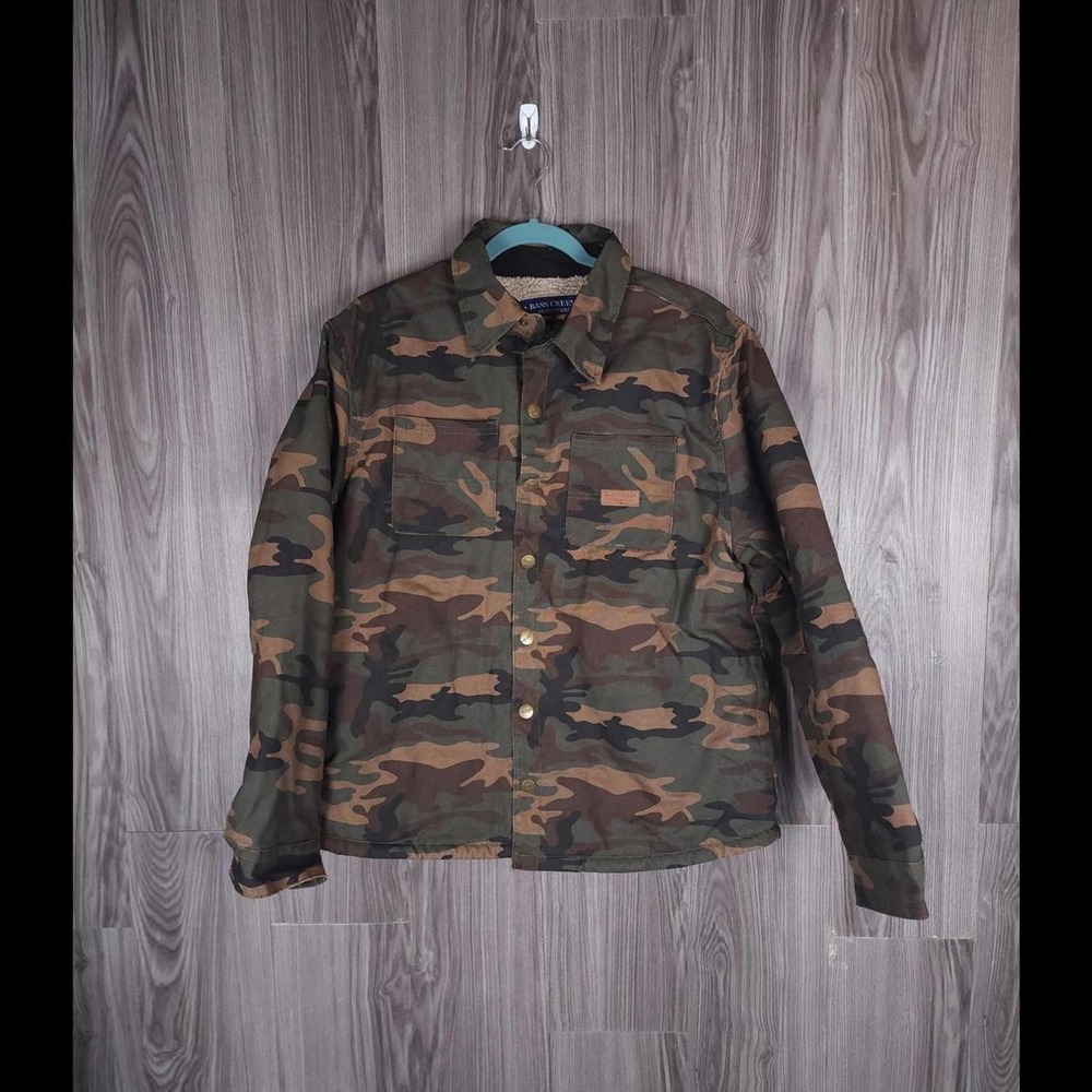 Bass Creek Outfitters Mens Camo Sherpa Lined Canvas Workwear Shirt Jacket Medium